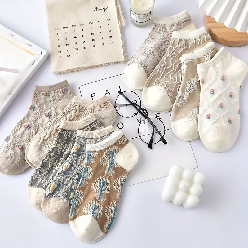Women’s Vintage Floral Ankle Socks – Elegant Embroidered Casual Socks